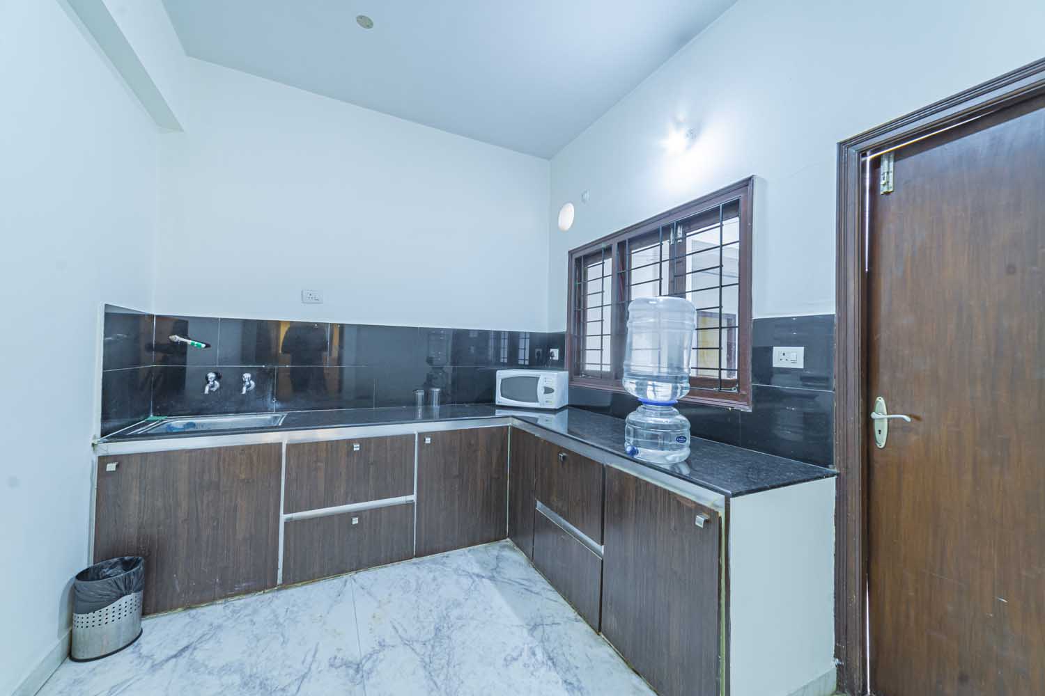 3 BHK Suite gallery thumbnail 5