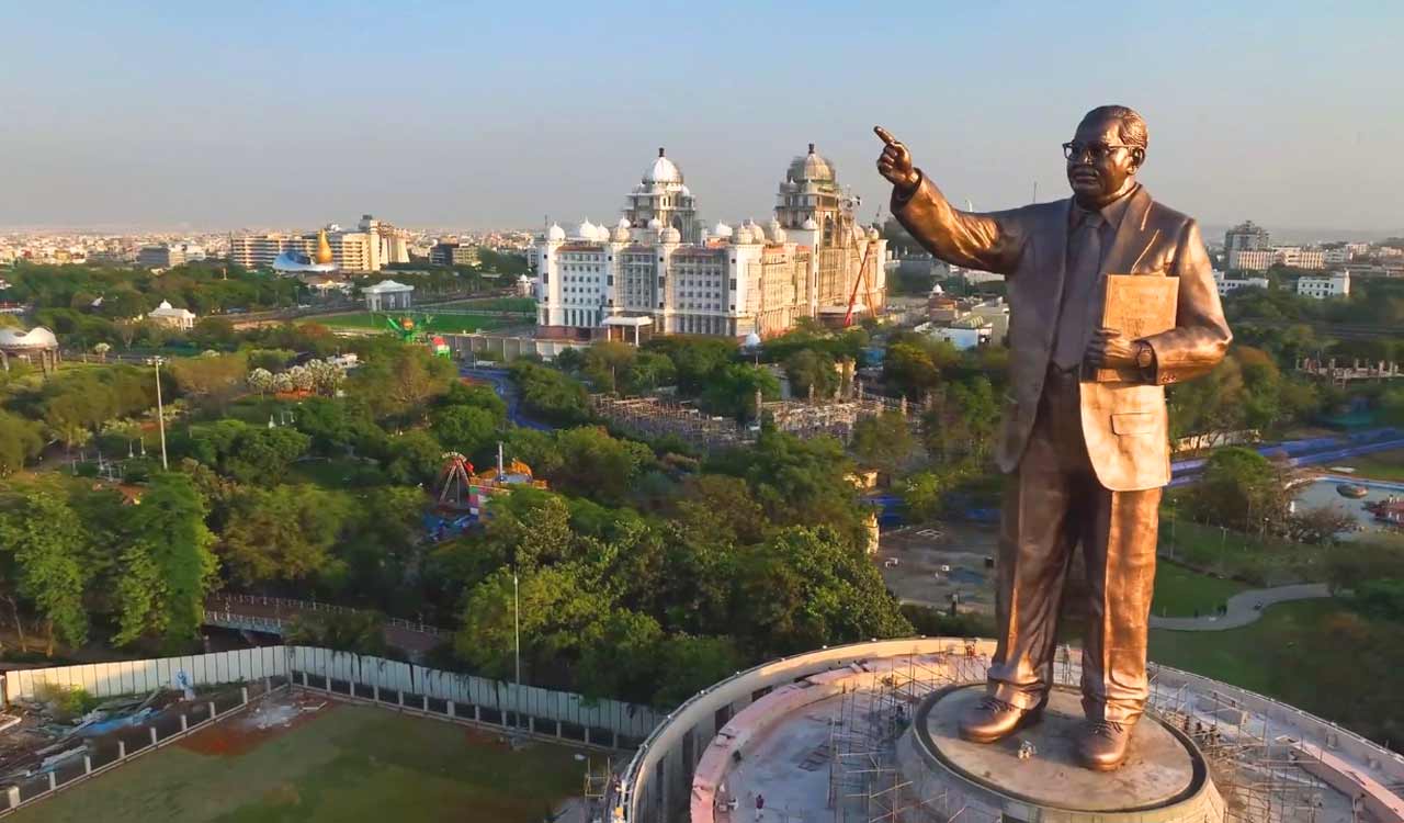 Dr Babasaheb Ambedkar Statue